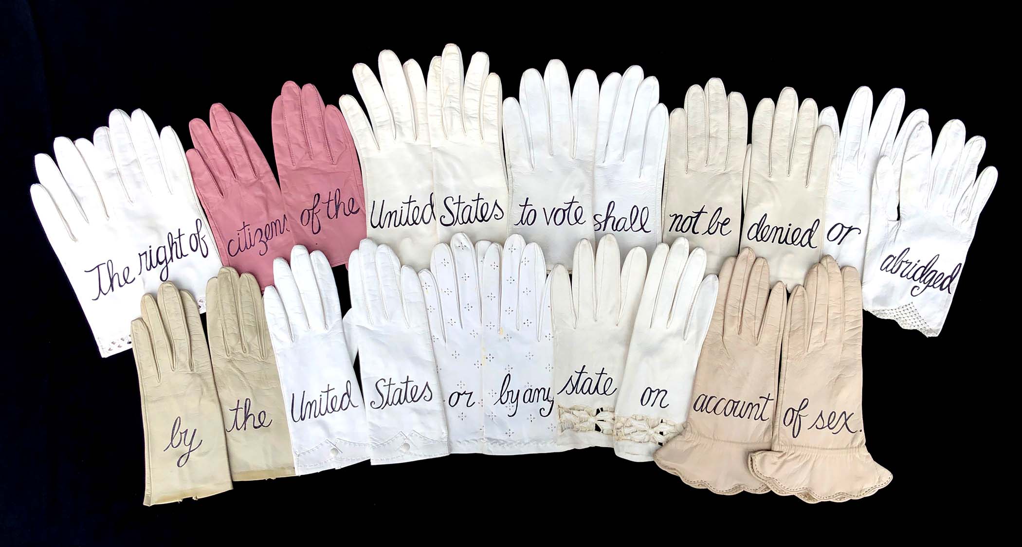 The VOTE - Trude's gloves